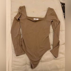 Aritzia Babaton Contour Long Sleeve bodysuit